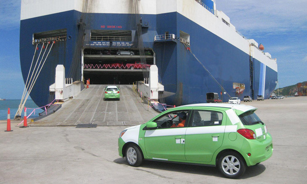 Car entering Roro Ship