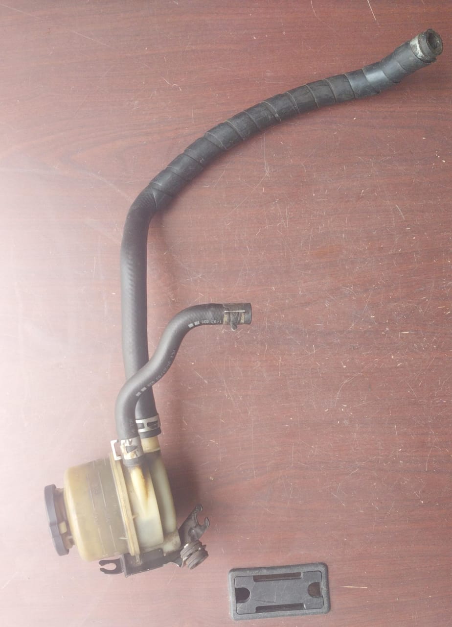 Power Steering Fluid Reservoir Tank