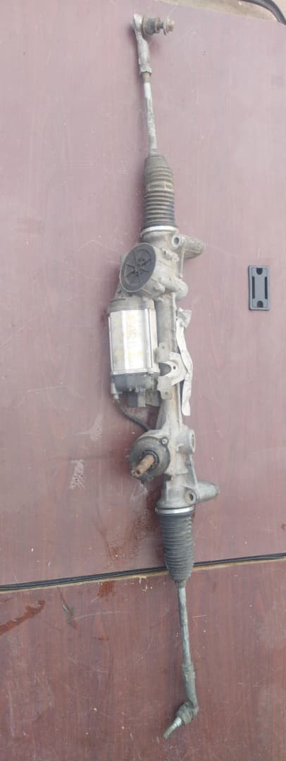 Steering Rack / Gear Box