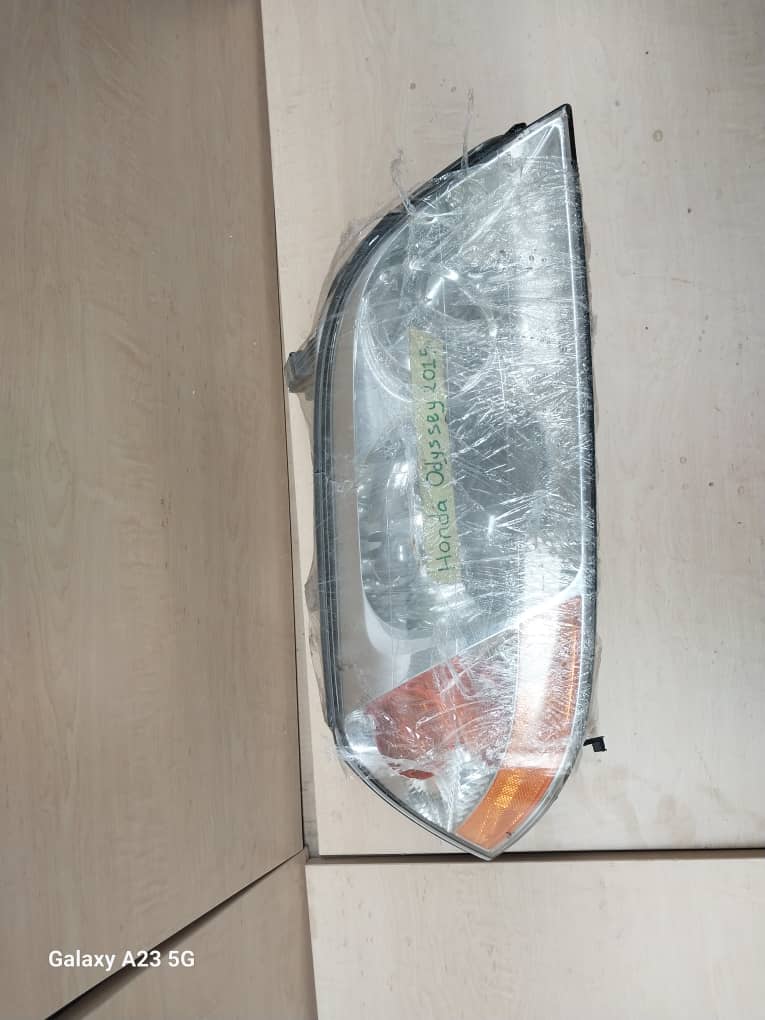Headlight Assembly (Right)