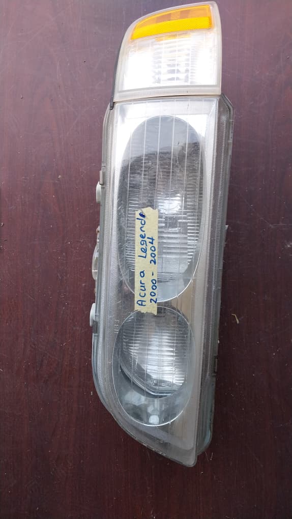 Headlight Assembly (Right)