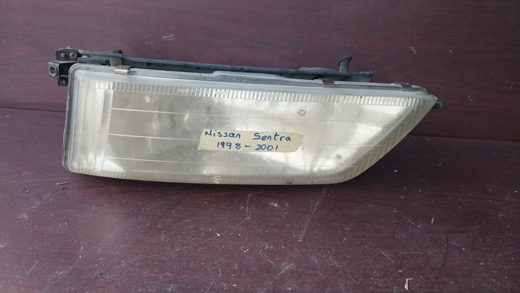 Headlight Assembly (Left)